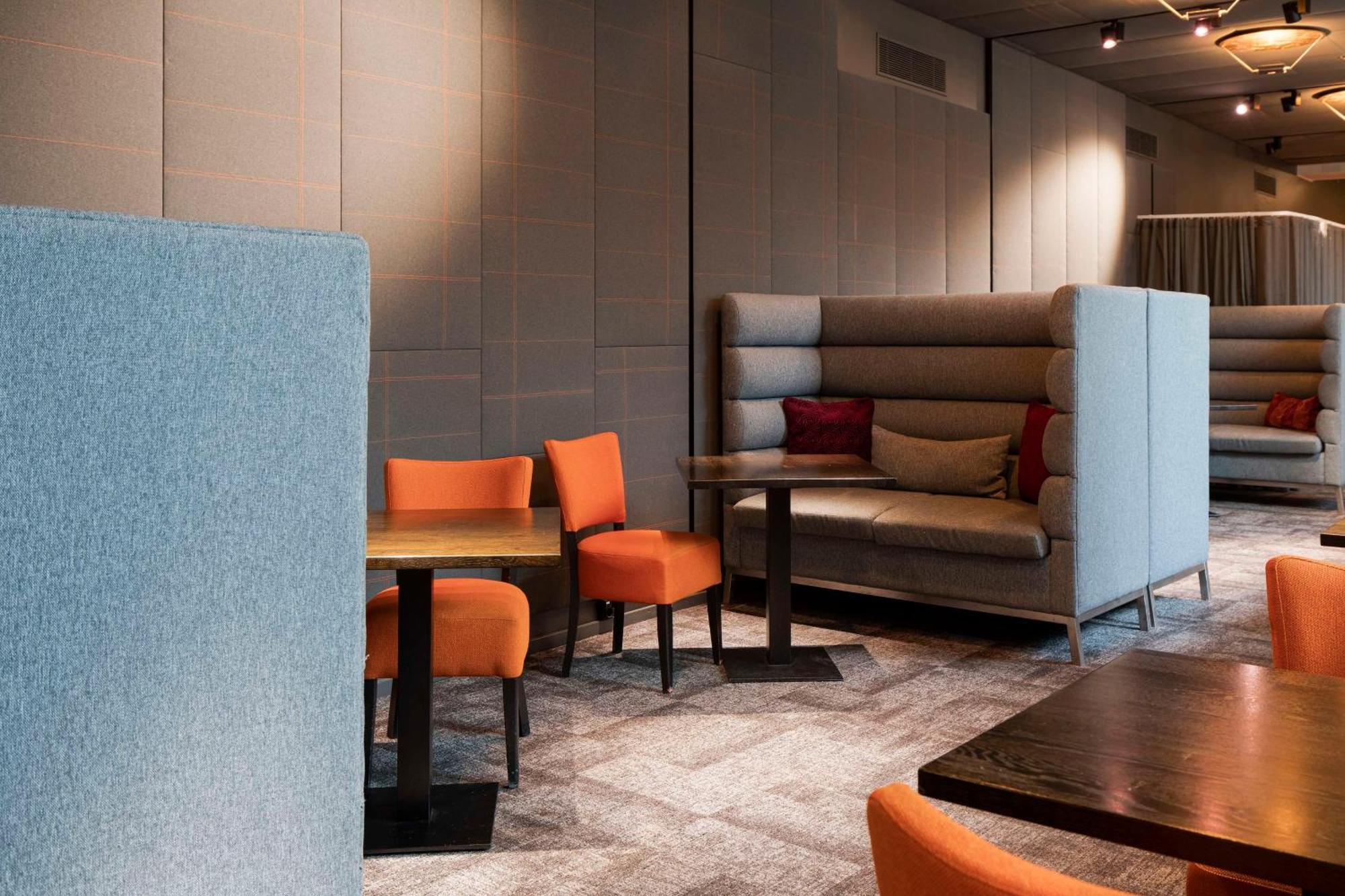 Radisson Blu Plaza Hotel, Hotel 4*